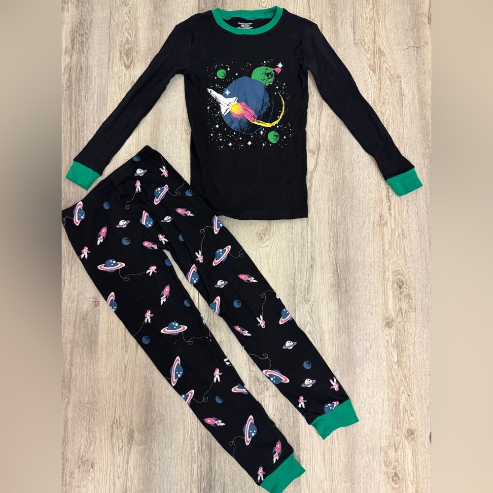 Kids Space-Themed Pajamas - Black and Green